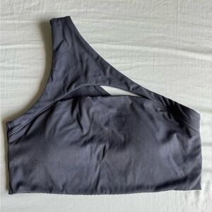 Alphalete Alphalux Asymmetrical Bra - Misty Lilac - S no tags but never used